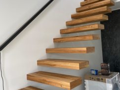 Freitragende Treppe in Hofgeismar