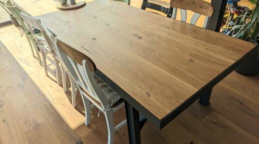 Esstische aus Holz in Hofgeismar