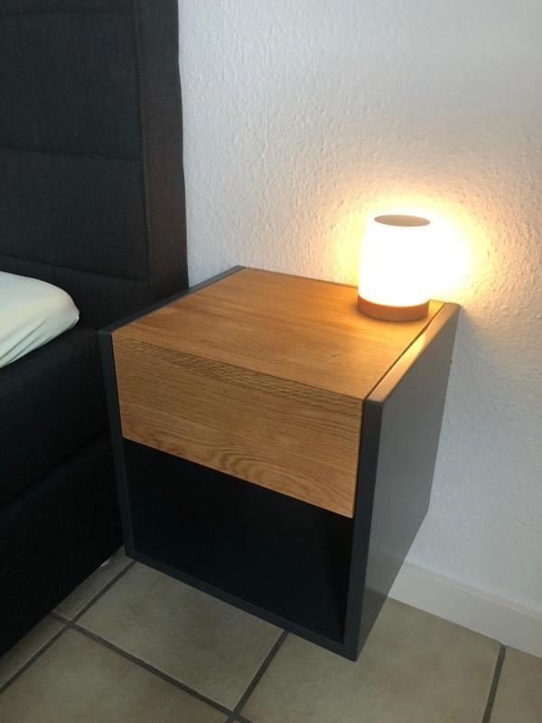 Nachttisch