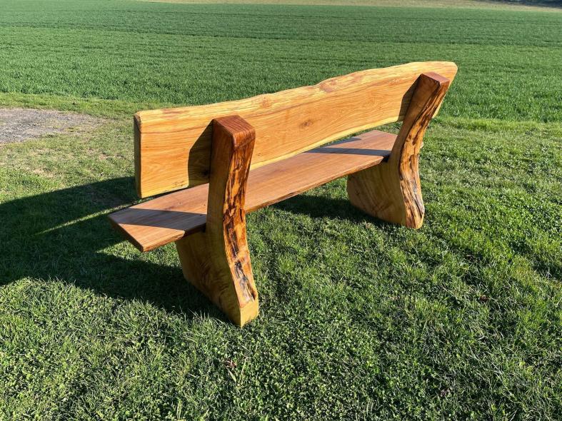 Bank aus Holz in Hofgeismar